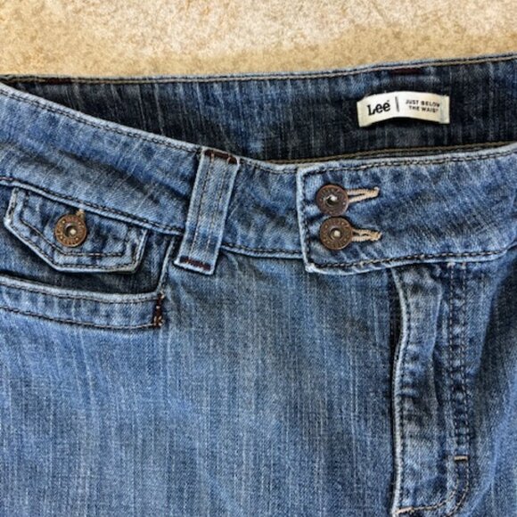 Levis Vintage Capris Pants Woman's size: 12M - Picture 3 of 9